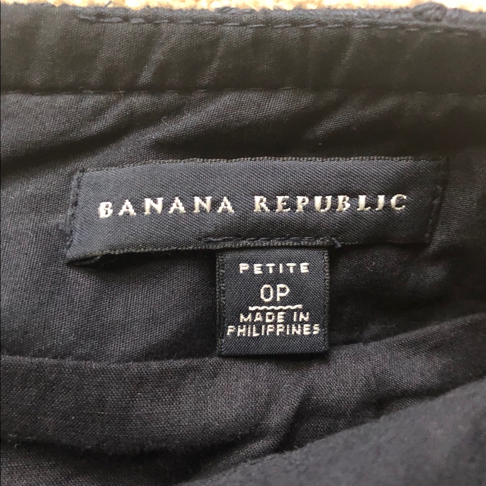 EUC Banana Republic Embroidered Skirt - Picture 3 of 4